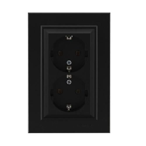 Розетка двойная с заземления Karea черн. Makel 56054082