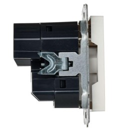 Розетка BRITE РЮш11-1-БрБ 16А с USB A+C 18Вт с заземл. защ. шторки механизм бел. IEK BR-R14-16-U22-0