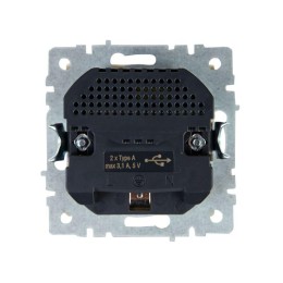 Розетка BRITE РЮш10-2-БрКр 16А с USB A+A 3.1А с заземл. защ. шторки механизм беж. IEK BR-R14-16-U21-