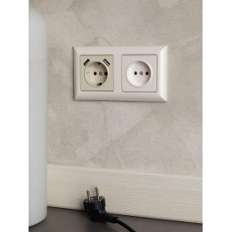 Розетка BRITE РЮш10-2-БрКр 16А с USB A+A 3.1А с заземл. защ. шторки механизм беж. IEK BR-R14-16-U21-