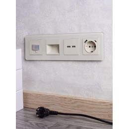 Розетка BRITE РЮш11-1-БрКр 16А с USB A+C 18Вт с заземл. защ. шторки механизм беж. IEK BR-R14-16-U22-