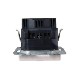 Розетка BRITE РЮш10-1-БрЖ 16А с USB A+A 2.1А с заземл. защ. шторки механизм жемчуж. IEK BR-R14-16-U2