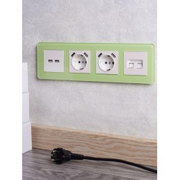 Розетка BRITE РЮш10-1-БрЖ 16А с USB A+A 2.1А с заземл. защ. шторки механизм жемчуж. IEK BR-R14-16-U2