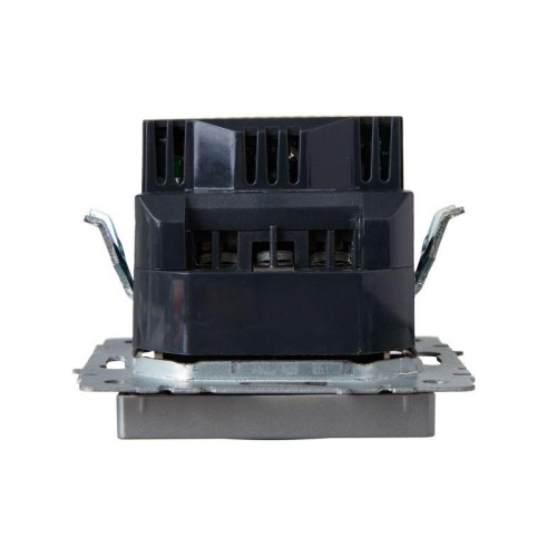 Розетка BRITE РЮш11-1-БрА 16А с USB A+C 18Вт с заземл. защ. шторки механизм алюм. IEK BR-R14-16-U22-