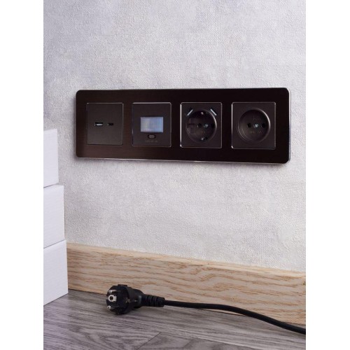 Розетка BRITE USB A+C 18Вт РЮ11-1-БрТБ механизм бронза IEK BR-U22-018-K45