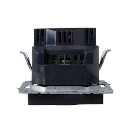 Розетка BRITE РЮш11-1-БрЧ 16А с USB A+C 18Вт с заземл. защ. шторки механизм черн. IEK BR-R14-16-U22-