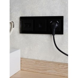 Рамка 3-м BRITE РУ-3-2-БрЧ стекло черн. IEK BR-M32-G-K02