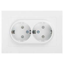 Розетка 2-м СП Accent 6-208-01 16А IP20 250В 2P+E Schuko со шторками AL/CU бел. Intro Б0063528