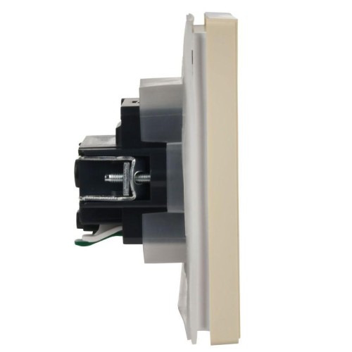 Розетка СП FORTE&PIANO16А IP44 FP419 с заземл. защ. шторки с крышкой безвинт. крепл. ваниль IEK FP-R