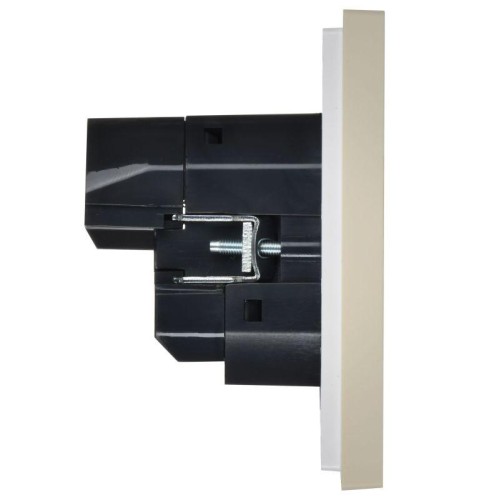 Розетка FORTE&PIANO FP447 16А USB A+C 18Вт с заземл. защ. шторки винт. крепл. ваниль IEK FP-R14-16-U