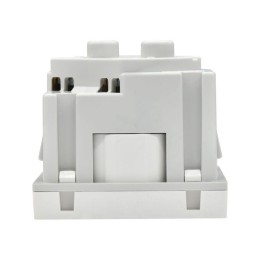 Розетка PRIMER 45град. с заземл. защ. шторки винт. зажим РКС-20-30-П-45 бел. IEK PR-KK40D-RSZH-2-2-4