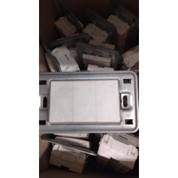 Выключатель 3-кл. Zunis 10А IP20 механизм бел. 7100 02