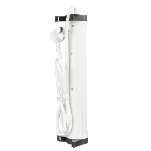 Удлинитель 3х1.5м 16А IP20 Комфорт 3х2P+E 2хUSB A+C 3А с поворотн. осн. защита от импульсных перенап