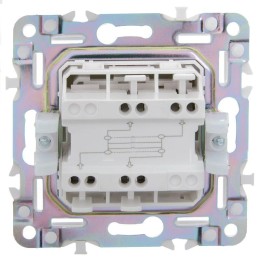 Выключатель перекрестный 1-кл. SKANDY 10А SK-V03S серебр. IEK SK-V13-0-10-K23