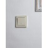Выключатель 1-кл. СП BRITE ВС10-1-1-БрКр 10А с индик. механизм беж. IEK BR-V10-1-10-K10