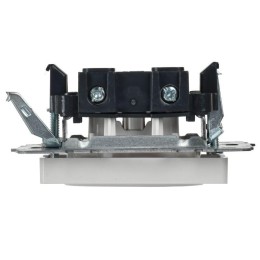 Розетка BRITE РС10-1-0-БрБ 10А без заземл. без защ. шторок механизм бел. IEK BR-R10-10-K01