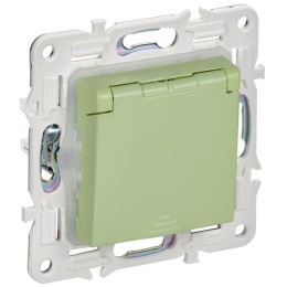 Розетка 1-м SKANDY 16А IP44 с заземл. защ. шторки с крышкой SK-R11G мятный IEK SK-R16-16-44-K06