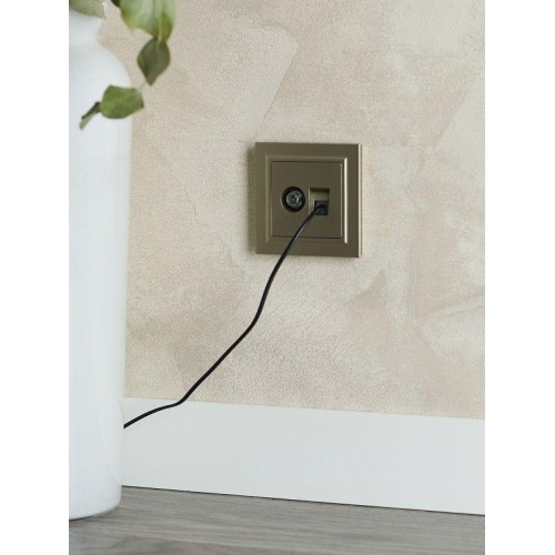 Розетка компьютерная + телевизионная 2-м Brite РТВ/РК12-БрШ RJ45 кат.5E + TV механизм шампань IEK BR