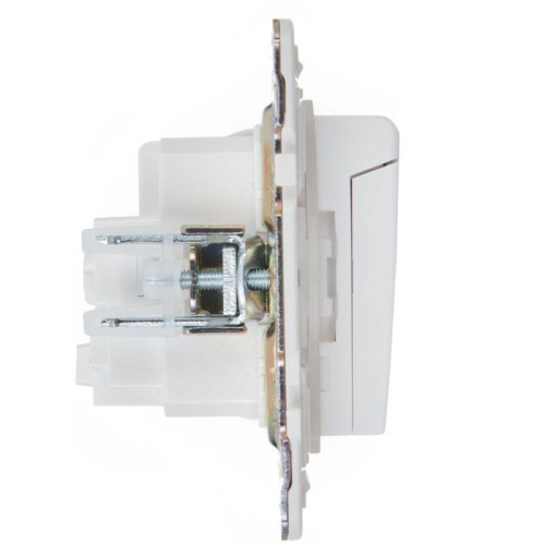 Розетка 1-м SKANDY 16А IP44 с заземл. защ. шторки с крышкой SK-R11W арктич. бел. IEK SK-R16-16-44-K0