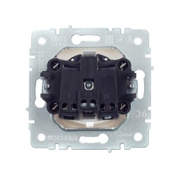 Розетка BRITE РС14-1-0-БрЖ 16А с заземл. защ. шторки механизм жемчуж. IEK BR-R14-16-K36