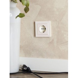 Розетка BRITE РС14-1-0-БрЖ 16А с заземл. защ. шторки механизм жемчуж. IEK BR-R14-16-K36