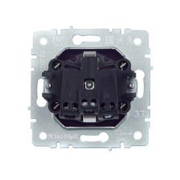 Розетка BRITE РС14-1-0-БрШ 16А с заземл. защ. шторки механизм шампань IEK BR-R14-16-K37