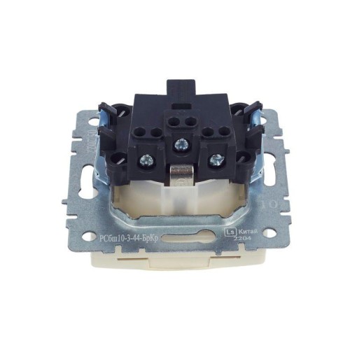 Розетка BRITE РСбш10-3-44-БрКр 16А IP44 с заземл. защ. шторки с крышкой механизм беж. IEK BR-R16-16-