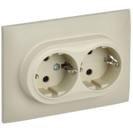 Розетка 2-м SKANDY 16А с заземл. защ. шторки в сборе SK-R07B беж. IEK SK-R24-16-K10-F