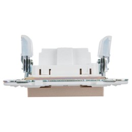 Розетка SKANDY 10А без заземл. без защ. шторок SK-R02Sa песочн. IEK SK-R10-10-K98