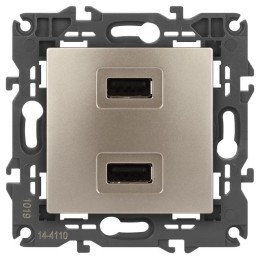 Устройство зарядное USB 14-4110-04 5В-2100мА Elegance шампань ЭРА Б0034371