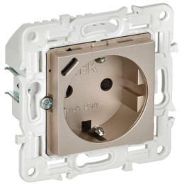Розетка SKANDY 18Вт 16А с заземл. защ. шторки с USB C SK-R17Sh шампань IEK SK-R14-16-U14-018-K37