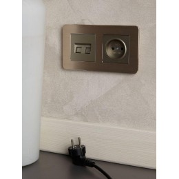 Розетка СП BRITE РСш10-2-БрШ 10А без заземл. защ. шторки механизм шампань IEK BR-R13-10-K37