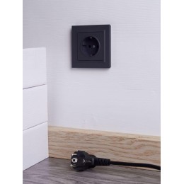 Розетка СП BRITE РСР14-1-0-БрГ 16А в сборе с заземл. защ. шторки графит IEK BR-R14-16-K53-F