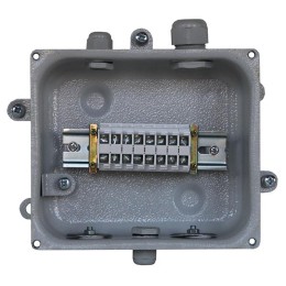 Коробка клеммная КЗНС-08 У2 8 зажимов IP54 (пластиковые вводы PG) Электротехник ET000620