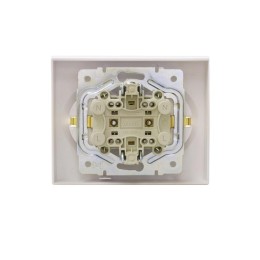 Розетка 2-м СП VESNA с заземл. со шторками ПБТ жемчуж./бел. перламутр LEZARD 742-3000-178B