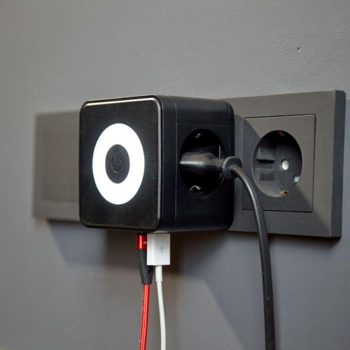 Двойник электрический Куб 16А с/з+2хUSB-A 2.4А+USB Type-C 3А с ночной подсветкой черн. Rexant 11-125