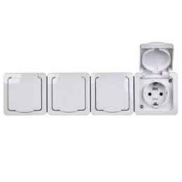 Розетка 4-м ОП Гермес Plus РСб24-3-ГПБб 16А IP54 с заземл. с крышкой бел. IEK ERMP42-K01-16-54-EC