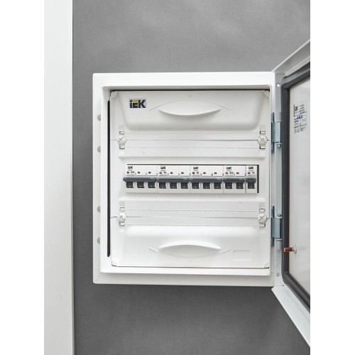 Выключатель автоматический модульный 3п B 3А M06N ARMAT IEK AR-M06N-3-B003