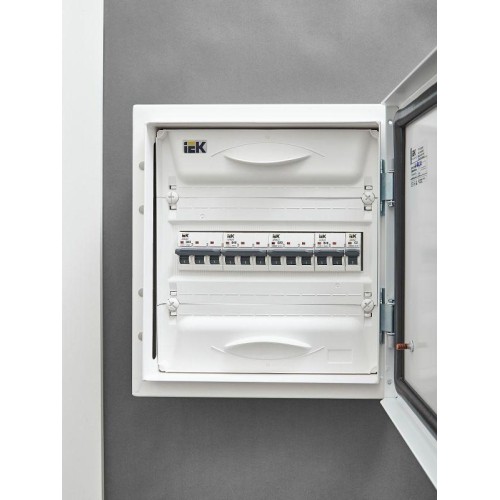 Выключатель автоматический модульный 3п B 40А M06N ARMAT IEK AR-M06N-3-B040