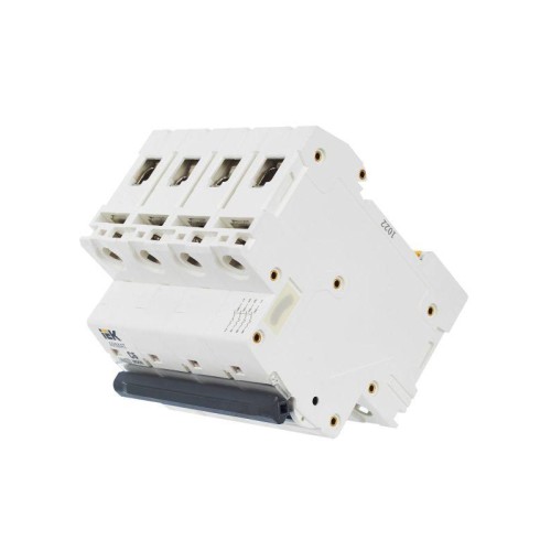 Выключатель автоматический модульный 4п C 6А M06N ARMAT IEK AR-M06N-4-C006