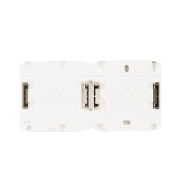 Блок ОП выключатель + розетка с заземл. защ. шторки IP44 Quteo бел. Leg 782318