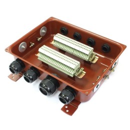 Коробка КЗНС-48 У2 IP54 пластик. ввод ГОФРОМАТИК zeta30358