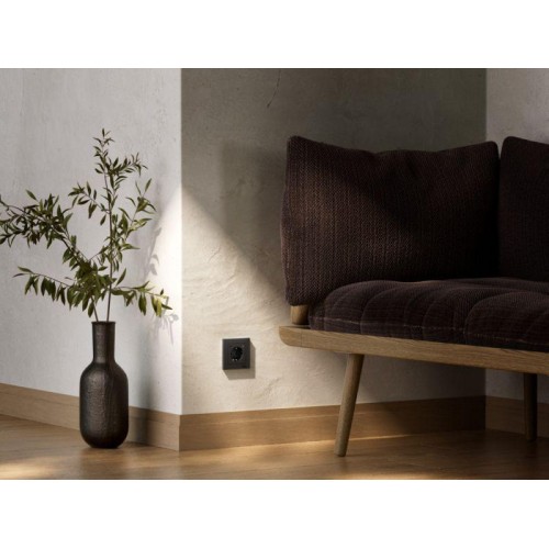 Розетка AtlasDesign Smart 16А L+N с заземл. защ. шторки Zigbee механизм карбон SE ATN001045Z