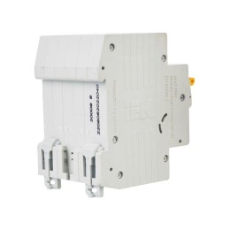 Выключатель автоматический модульный 3п B 40А 6кА ВА47-60M KARAT IEK MVA31-3-040-B