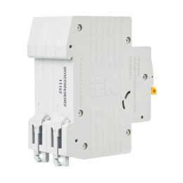 Выключатель автоматический модульный 2п C 20А 6кА ВА47-60M KARAT IEK MVA31-2-020-C