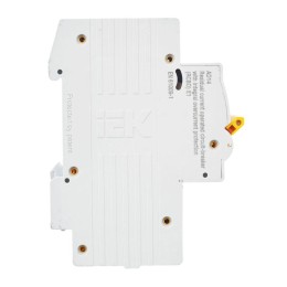 Выключатель автоматический дифференциального тока 4п C 32А 100мА тип AC 4.5кА АД-14 KARAT IEK MAD10-