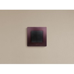 Выключатель 2-кл. СП Etika 10А IP20 250В 10AX авт. зажимы механизм антрацит Leg 672602