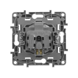 Розетка 1-м СП Etika 16А IP20 250В 2P+E с заземл. немецк. стандарт винтов. клеммы механизм антрацит