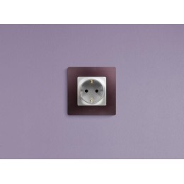 Розетка 1-м СП Etika 16А IP31 250В 2P+E с заземл. защ. шторки немецк. стандарт винтов. клеммы механи