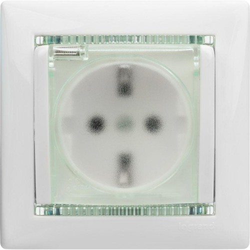 Розетка 1-м СП Valena 16А IP44 2P+E с заземл. защ. шторки с крышкой немецк. стандарт механизм бел. L